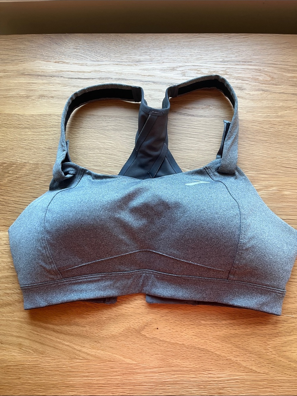 NWOT Brooks 30dd Gray Racerback High-Support Sports Bra